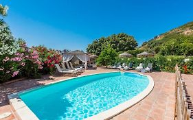 Casa Finca del Roble Antequera - La Higuera by Ruralidays